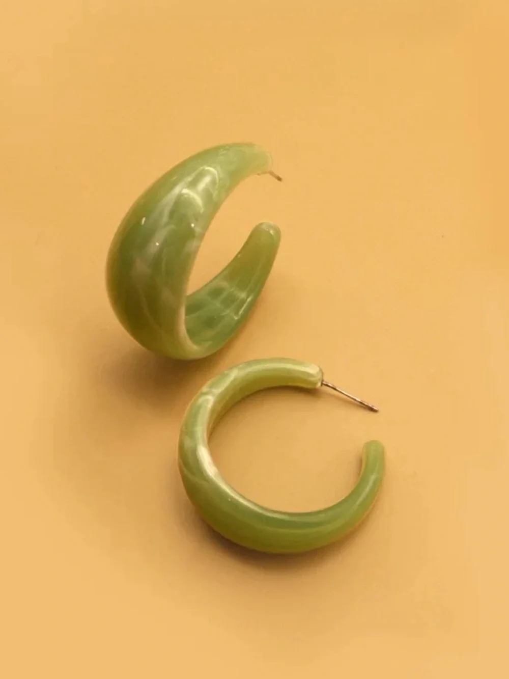 NWT Green Resin Hoop Earrings - Women Jewelry
